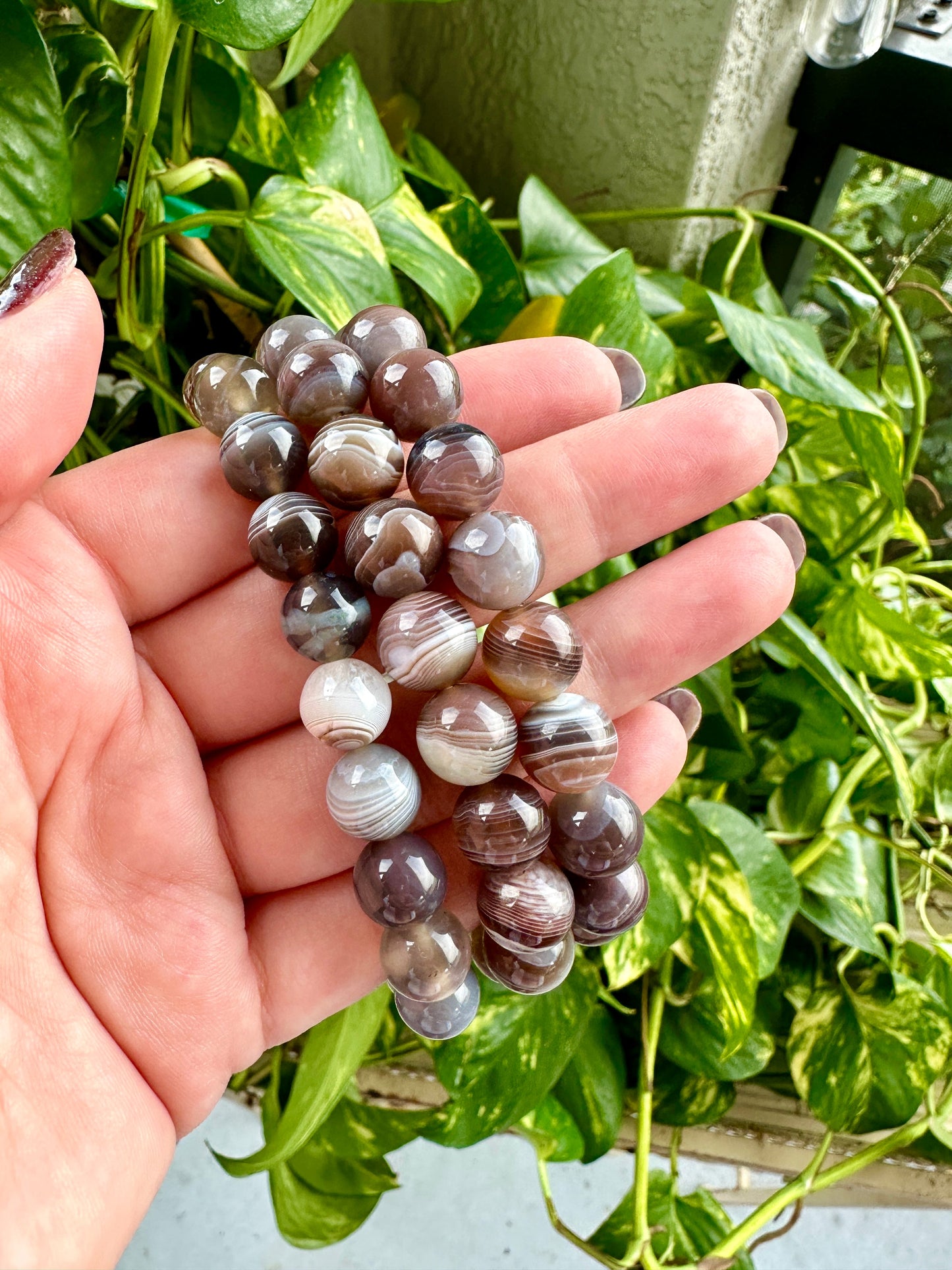 Botswana Agate Bracelet 10mm Beads - Elegant Natural Stone Jewelry for Healing and Fashion, Perfect Gift for Mindfulness