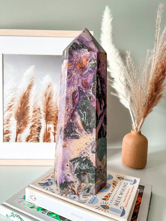 Silky Amethyst Tower
