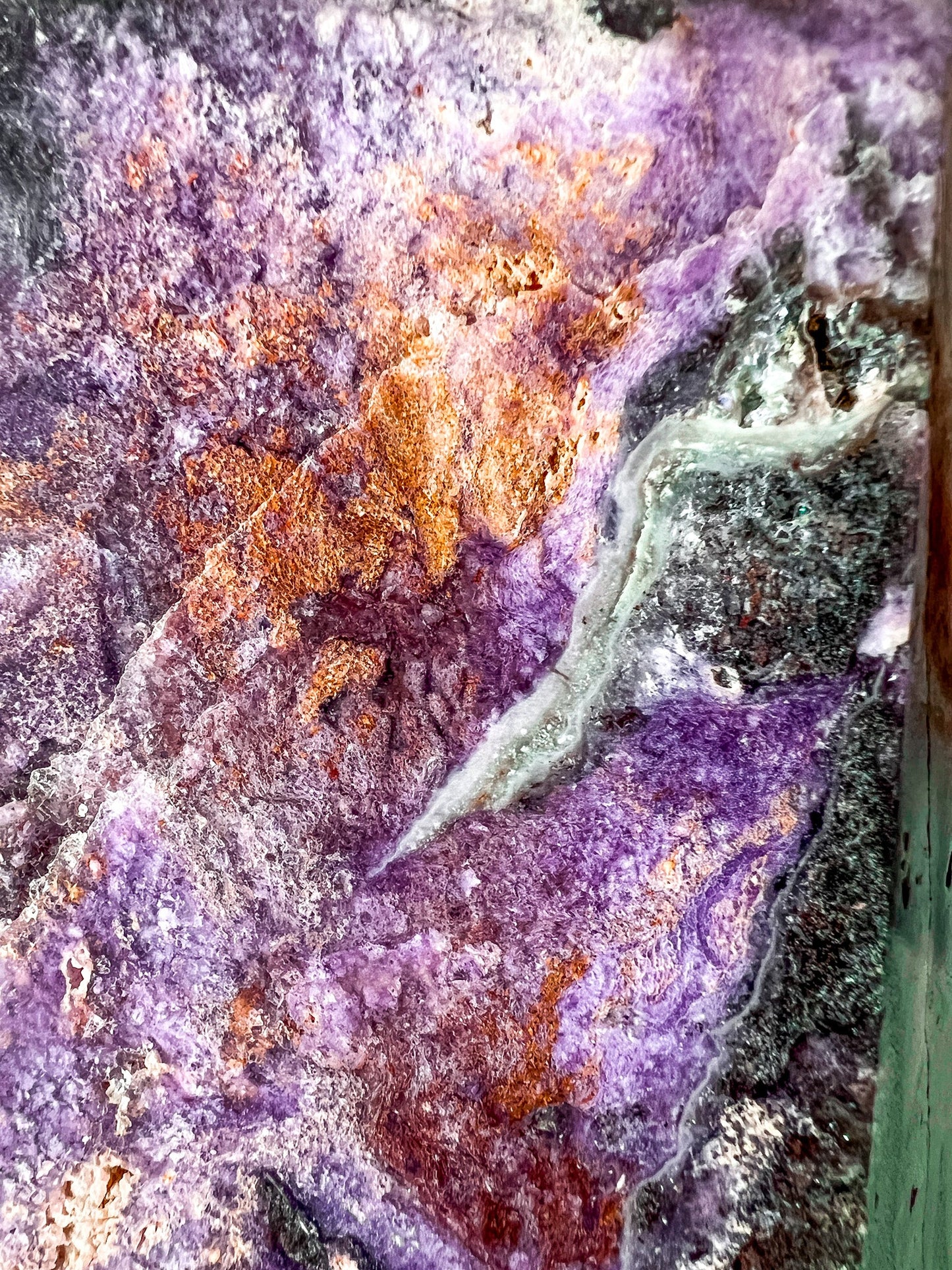Silky Amethyst Tower